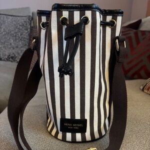 Henri Bendel Wine Caddy